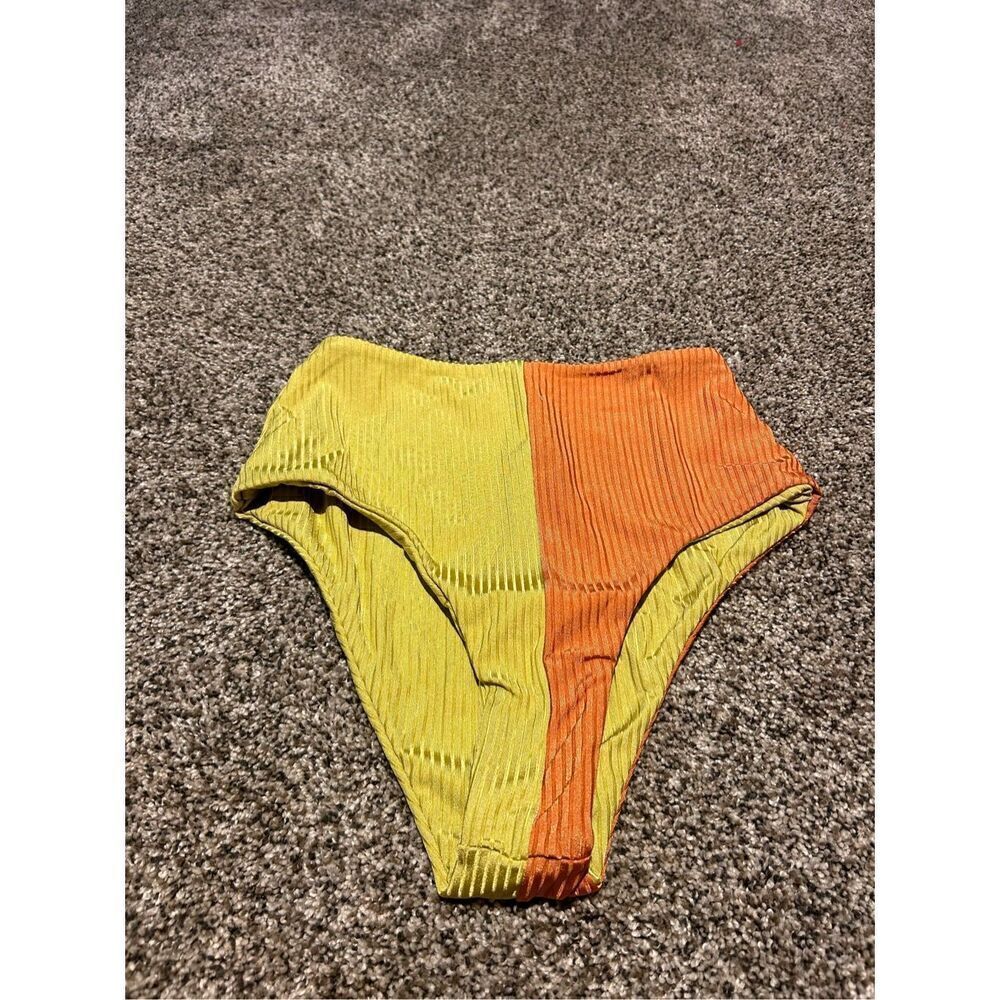 ‼️sale‼️Desert Dreamer yellow and orange bikini bottoms size medium C27-83